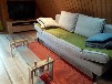 Tiefer Ziest Bootshaus mit Motorboot