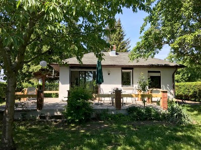 Ferienhaus am Oberuckersee mit Steg und Boot