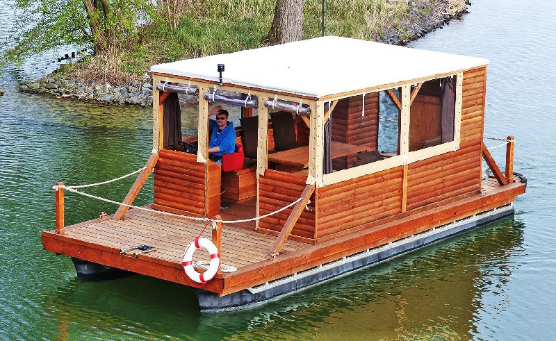 Floßboot-Urlaub auf dem Schweriner See - erleben!