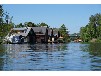 Das schöne Bootshaus in Mirow mit Ruderboot