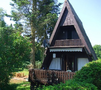 Finnhütte am Globsowsee mit Seeblick