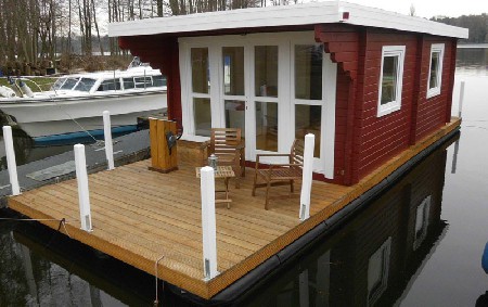 Hausboot Neubau - winterfest und fahrbereit