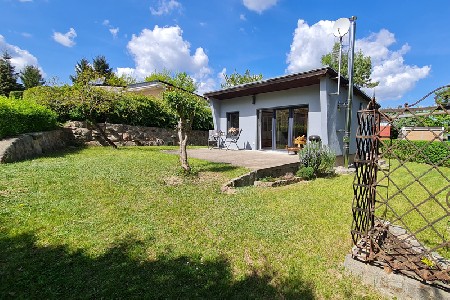 Kleines idyllisch gelegenes Ferienhaus DANA am Ellbogensee