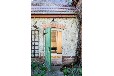 Landhaus-Villa am Fluss mit Steg und Boot