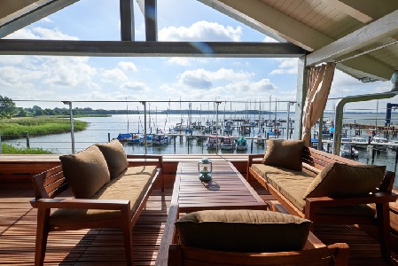 Ferienhaus Rügen am Strand im Naturhafen Gustow