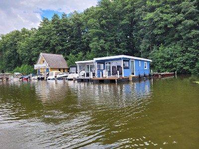Urlaub Hausboot festliegend 2 Personen Mirow
