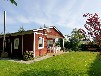 Großes Meer Ferienhaus mit Boot in Ostfriesland