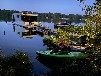 Hausboot mit Sauna festliegend auf dem Klostersee in Brandenburg
