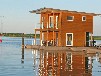 Schwimmendes Ferienhaus / Floating House am Peenestrom bei Kröslin, Ostsee