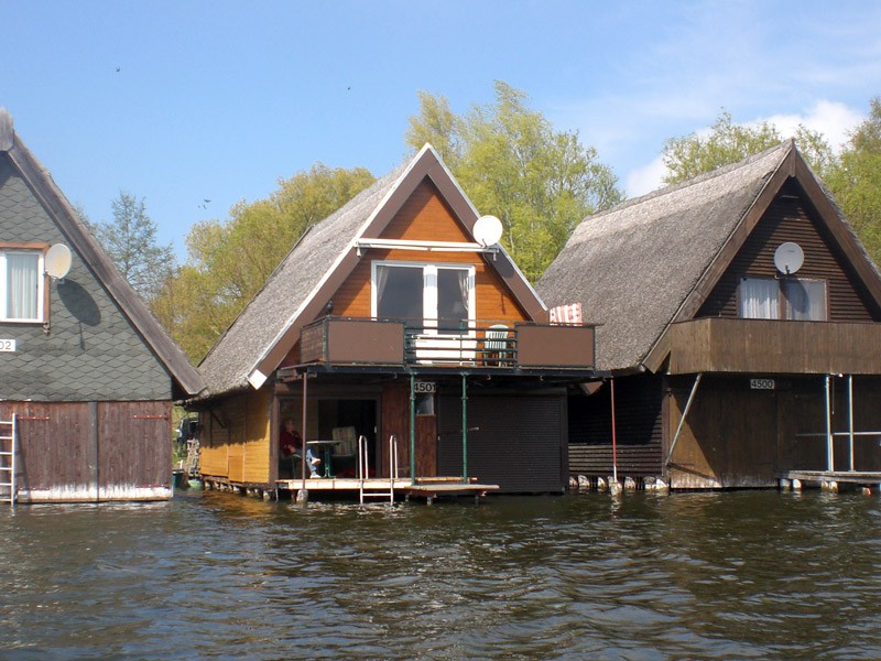 Bootshaus Müritz mit Boot und Sauna