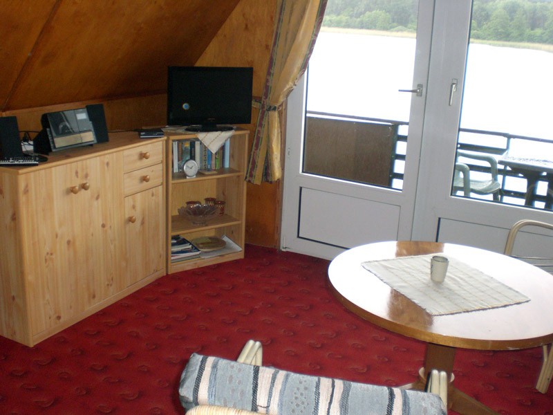 Bootshaus Müritz - mit Sauna und Ruderboot (5 PS Motor optional)